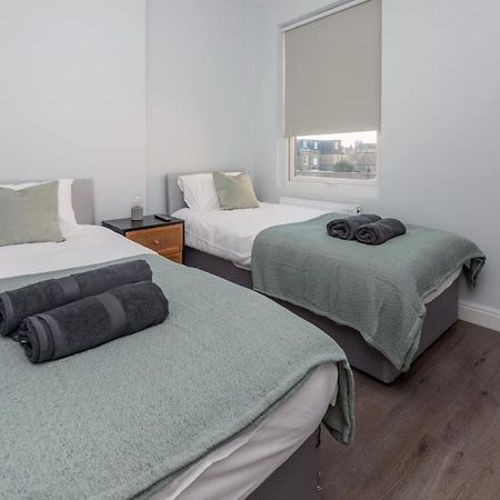 Taylor'S Apartment Wimbledon London Eksteriør bilde